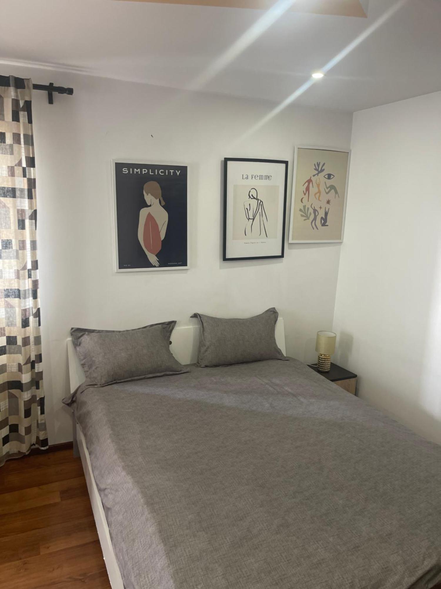 Garsoniera Relax Drumul Taberei 布加勒斯特 外观 照片