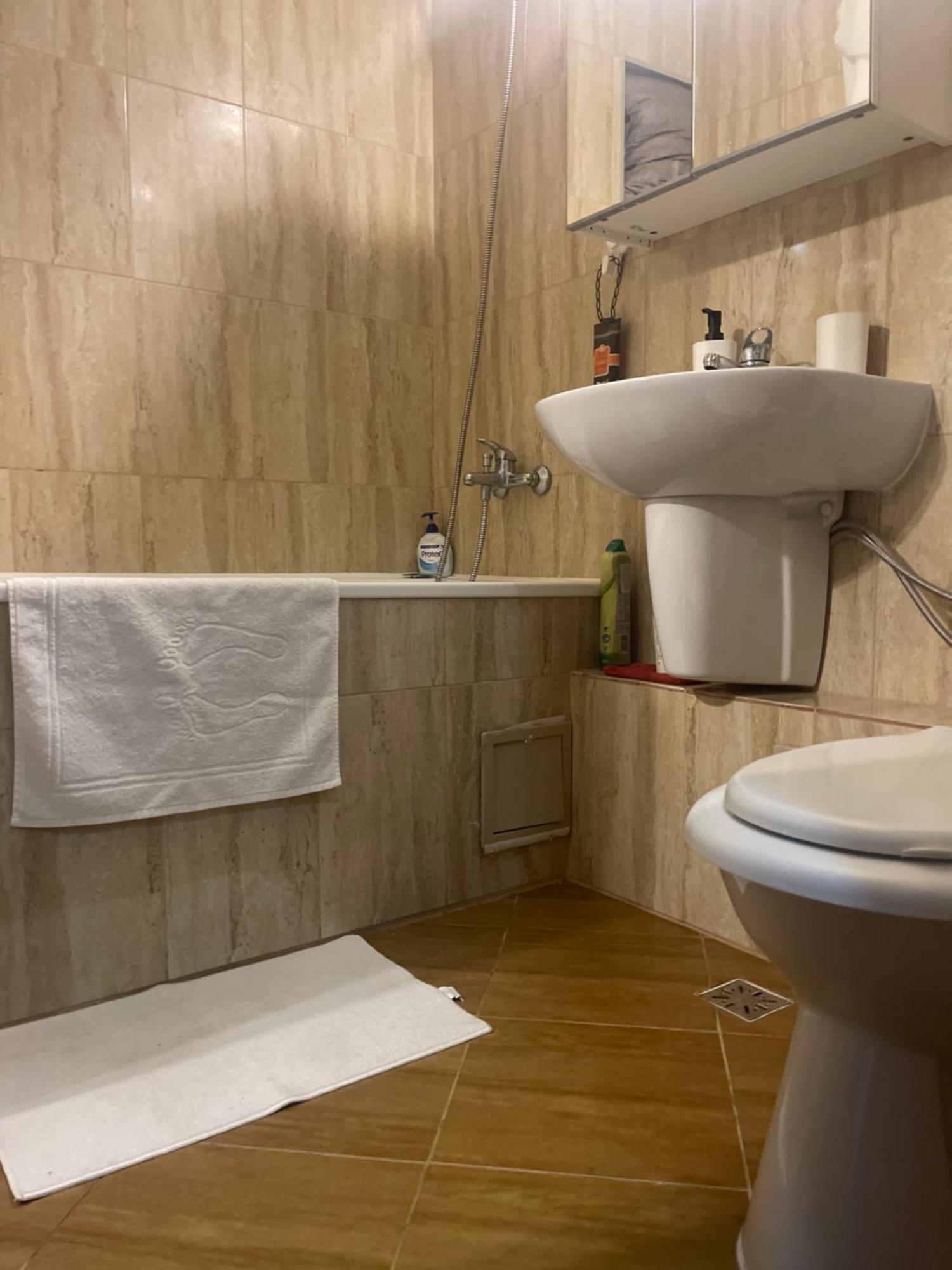 Garsoniera Relax Drumul Taberei 布加勒斯特 外观 照片